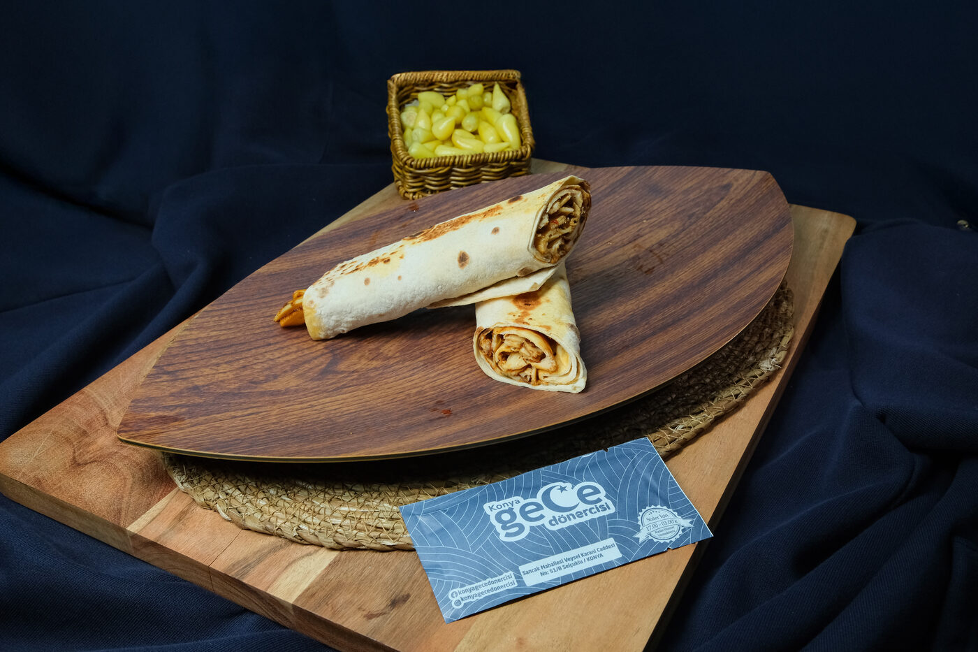Ekmek Arası Tavuk Döner